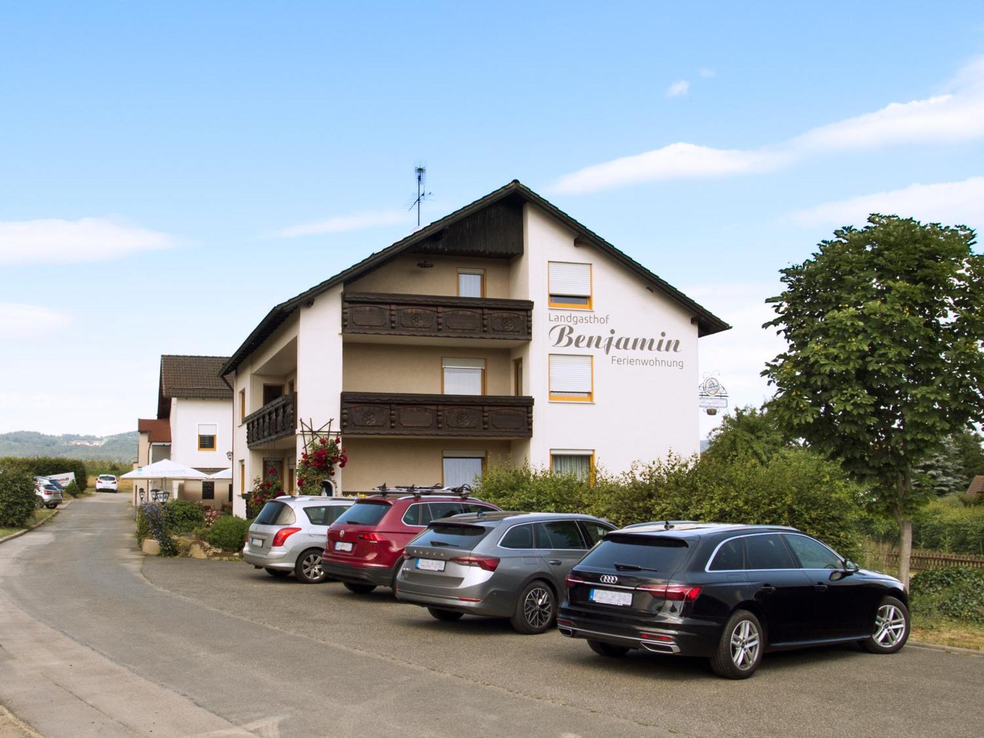 Landgasthof Benjamin Treffelstein Exteriör bild
