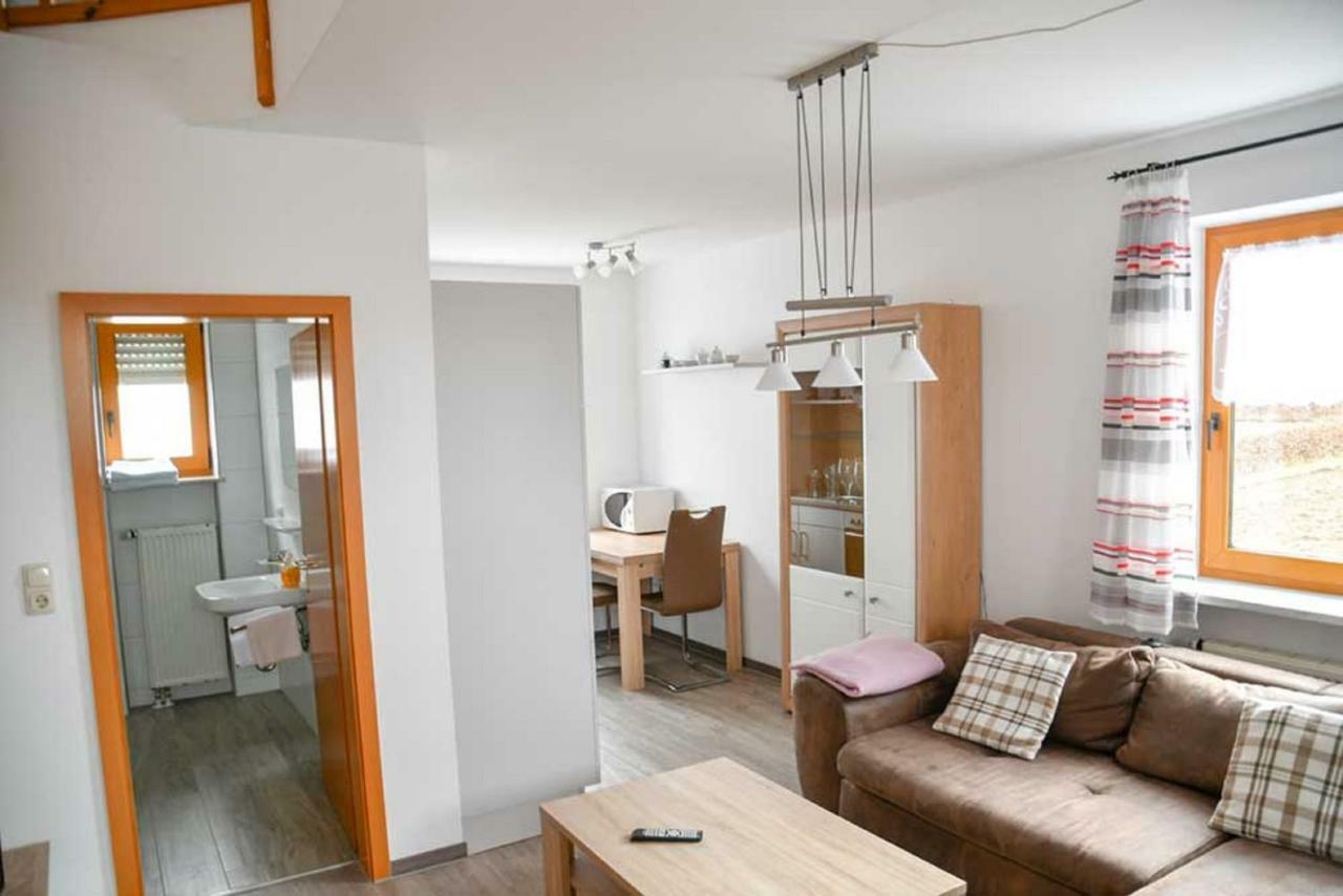 Landgasthof Benjamin Treffelstein Exteriör bild